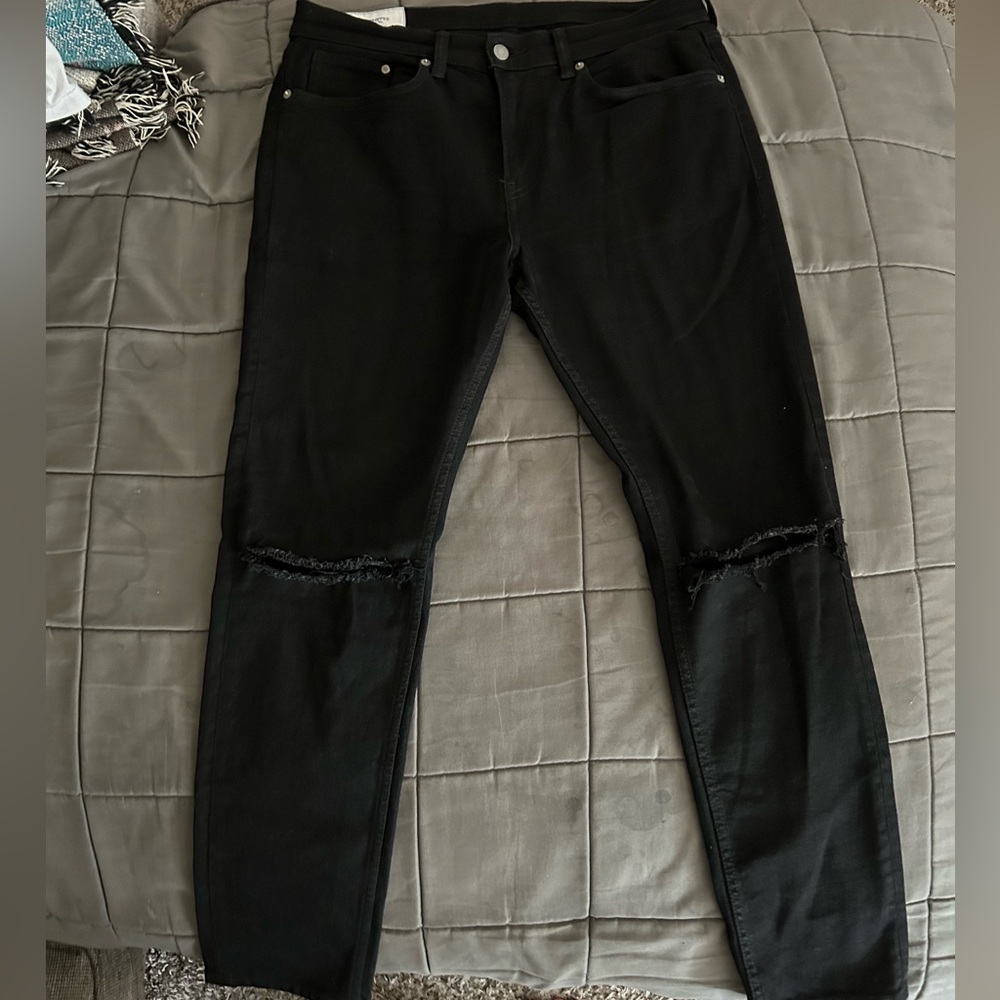 H&M Men’s Skinny Cropped Ripped Jeans, Size 34